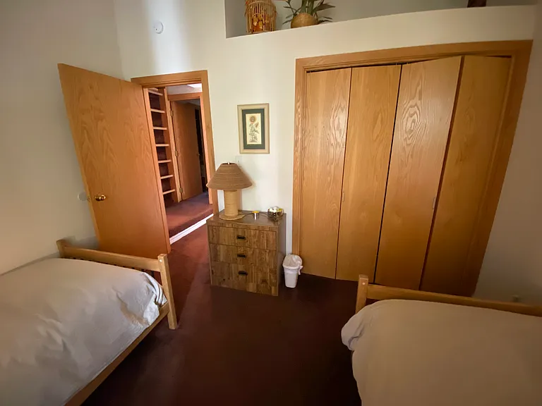 4552 Meadow Dr #4 — Photo 2
