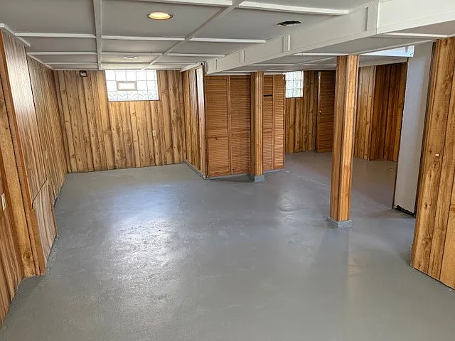 7349 Howard Ave — Photo 11