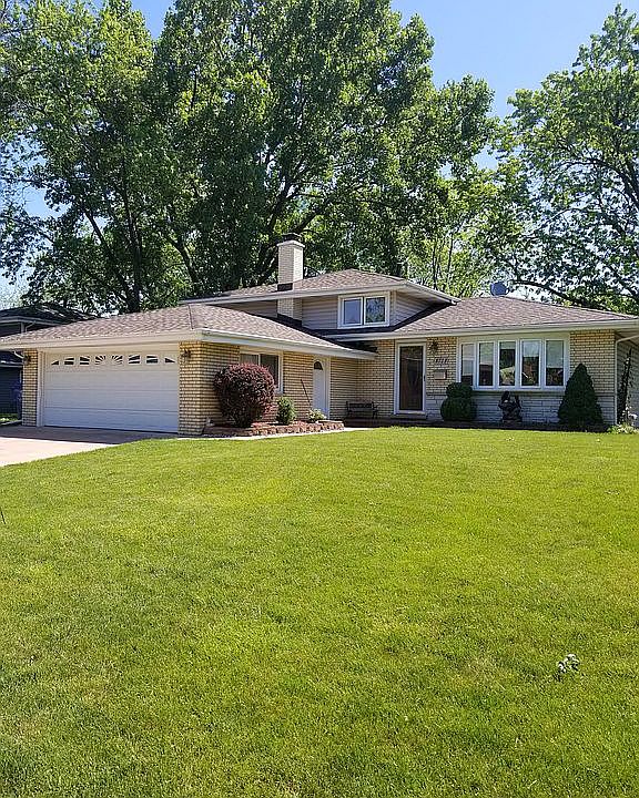 1st image of 8723 S 85th Ct