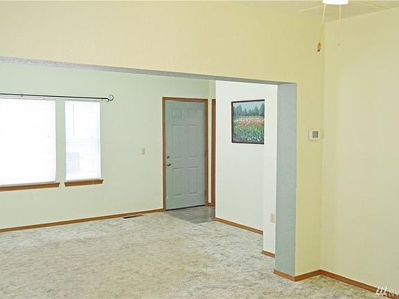 Lots of windows, extra light