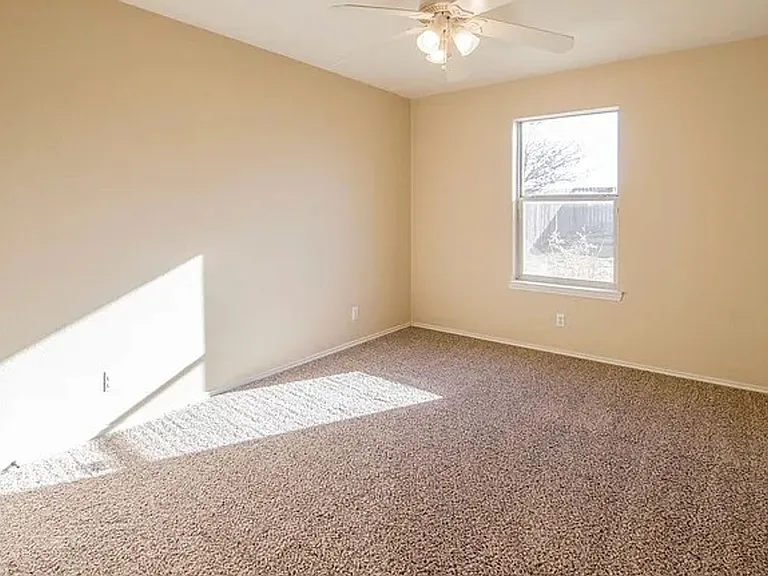 4510 Hondo Dr — Photo 9