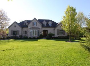 6464 Kenwood Rd, Cincinnati, OH 45243