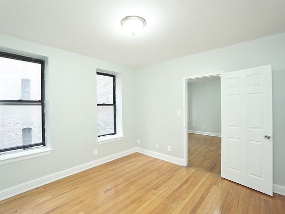 5th image of 2224 Amsterdam Ave #2