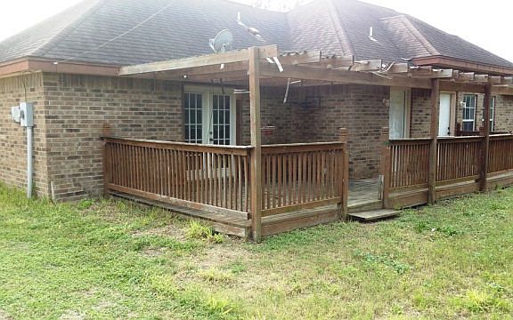 5th image of 1204 Zarate St