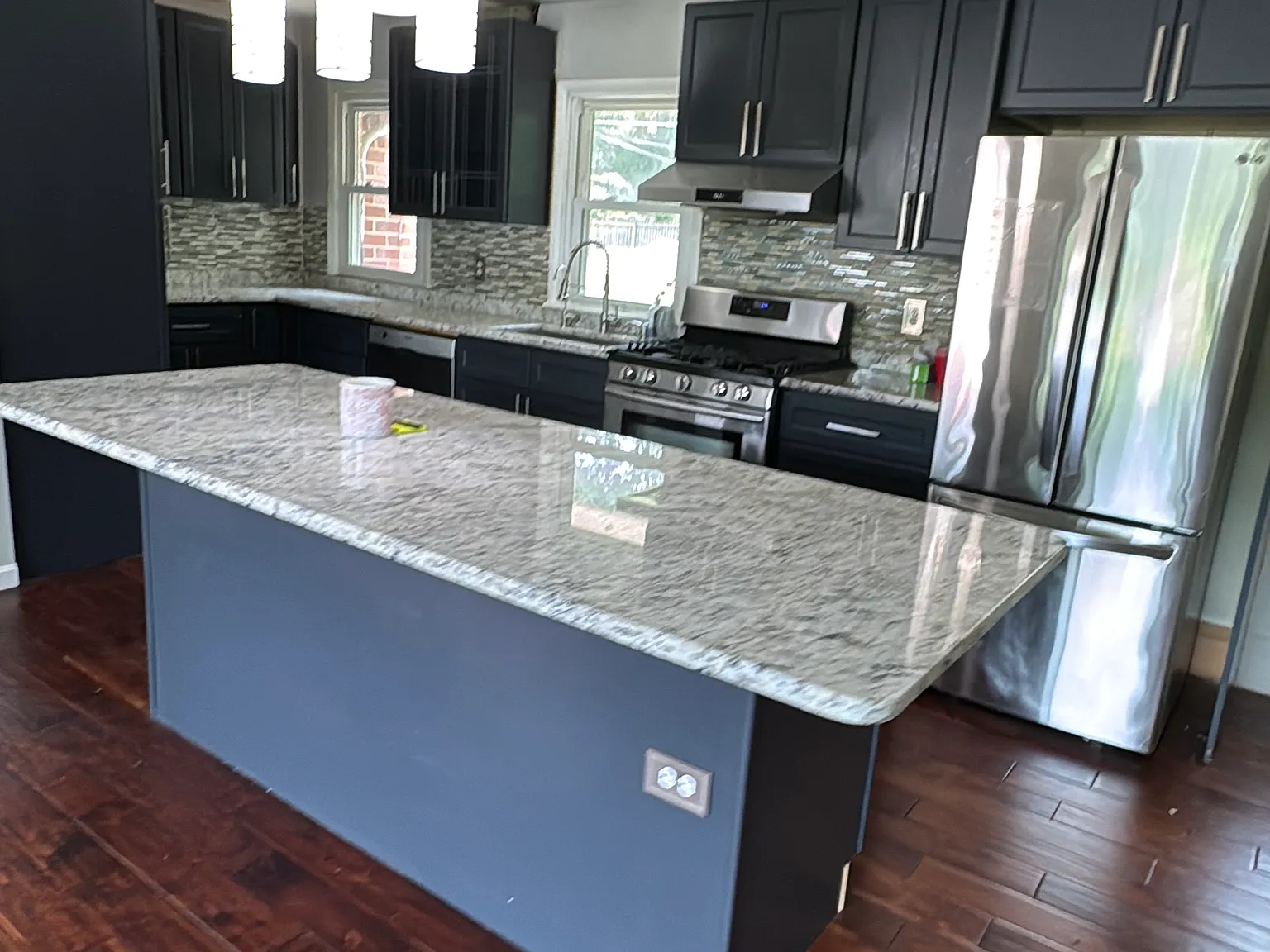 5 bed, 1962 sqft, $3,500 — Photo 4