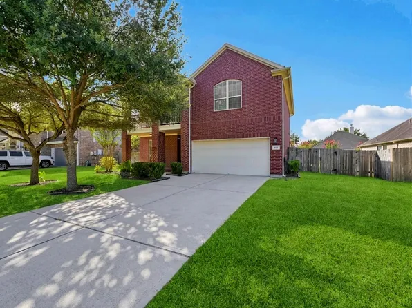 811 Arlington Pointe Dr, League City, TX 77573