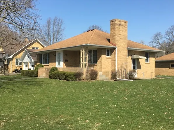 306 E Church St, Royal, IL 61871