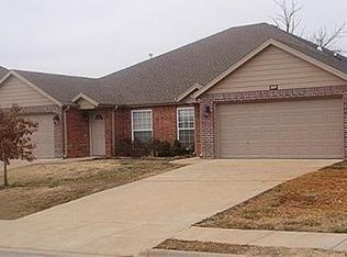 280 Copper Oaks Dr #280, Centerton, AR 72719