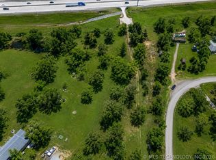 2 Hickory Bluff Rd, Sapulpa, OK 74066