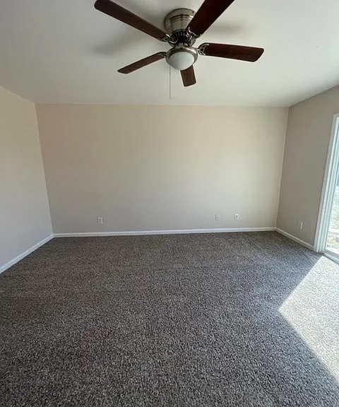 3845 Primrose St — Photo 12