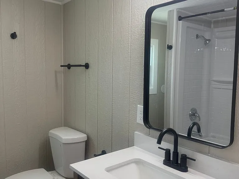 512 51st Avenue Dr W — Photo 41