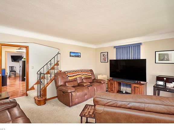 5th image of 5112 E 119th St