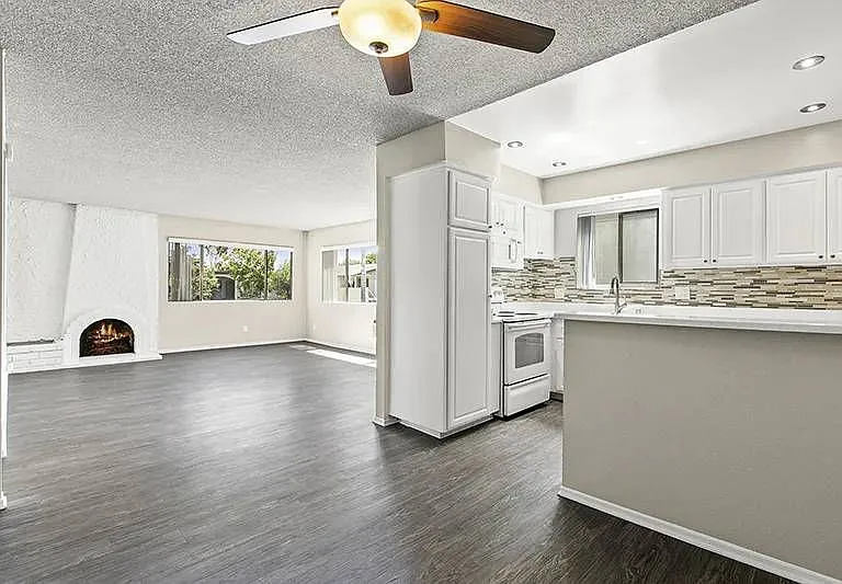 Park Grove — Photo 22