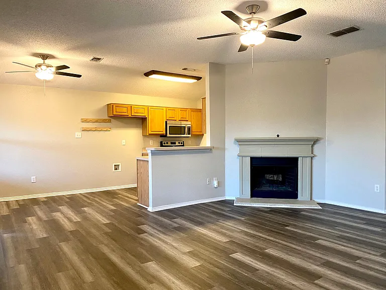 10252 Tustin Ter — Photo 18