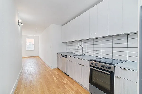 Rented by Corcoran | media 6