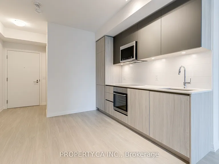 8 Widmer St #2709 — Photo 6