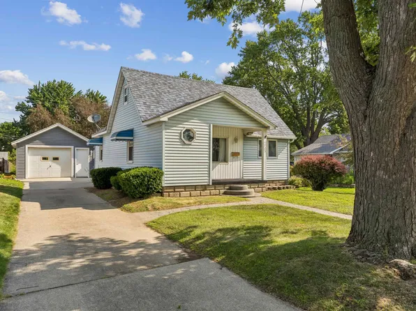 1725 Lyon St, Port Huron, MI 48060