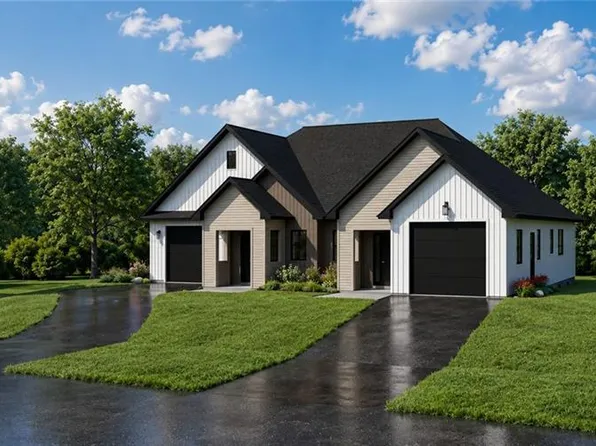 13 Cobalt St N #A, Perth East, ON N0K 1M0
