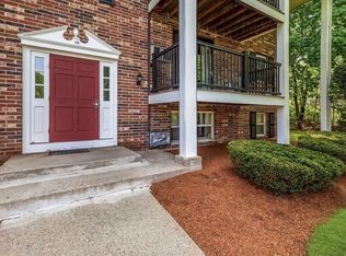 14 Walker Rd APT 6, North Andover, MA 01845