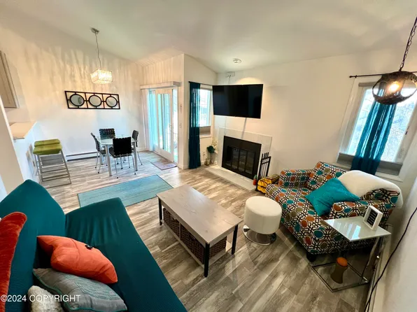 2875 W International Airport Rd Unit D304, Anchorage, AK 99502