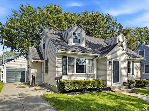 2nd image of 265 Blackstone Blvd