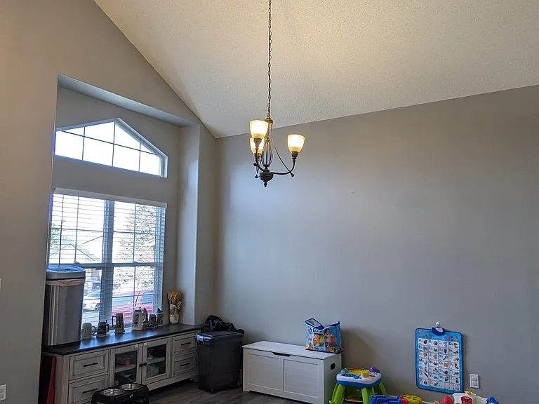 7126 Grand Prairie Dr — Photo 4