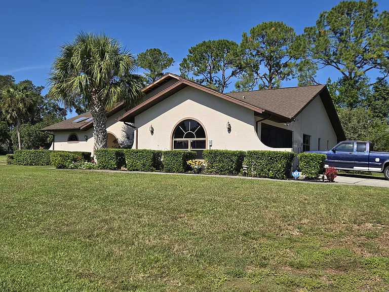 341 E Eureka Ct — Photo 12