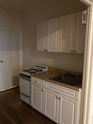 Rented by Wave Real Estate Group | media 6