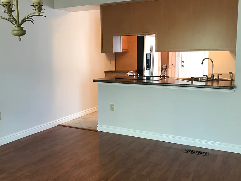 1130 Valleyview Dr — Photo 18