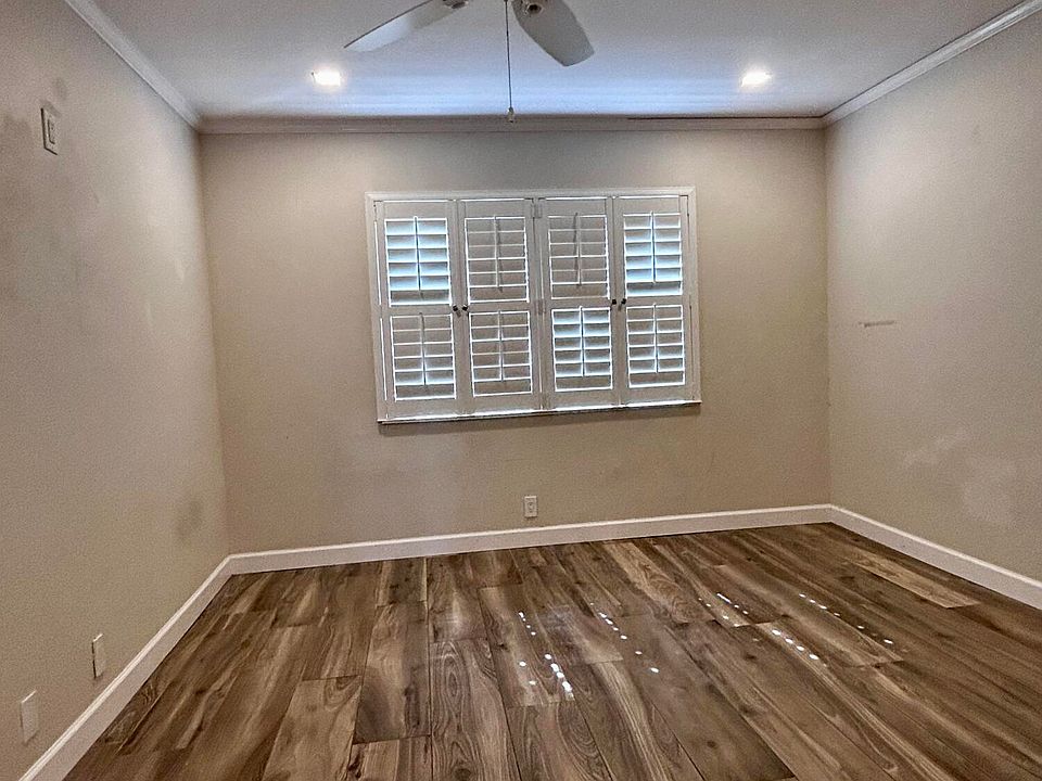 1st image of 154 Lake Meryl Drive #159