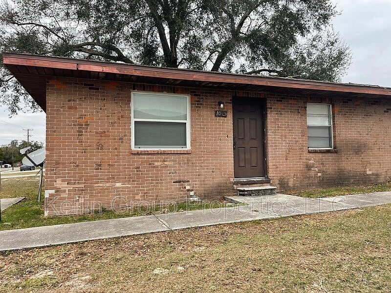 1st image of 1035 N Brunnell Pkwy