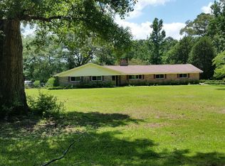 400 Coosada Ln, Coosada, AL 36020