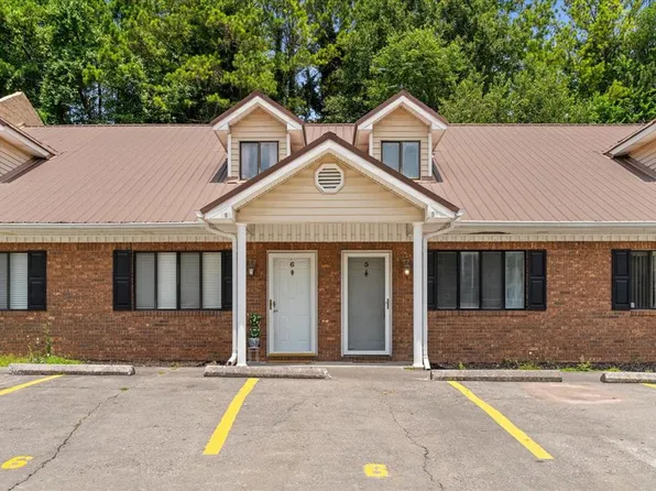 902 Cascade Dr, Dalton, GA 30720