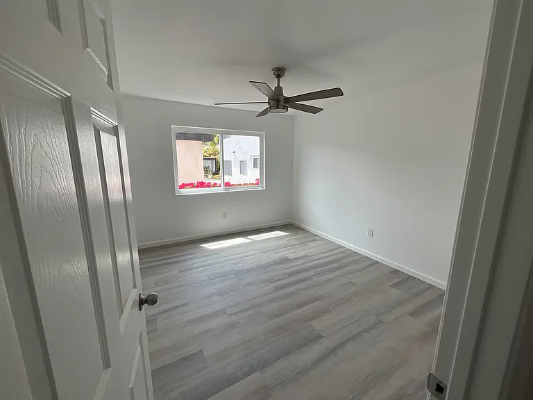 Eaton Gardens Apartments — Photo 24