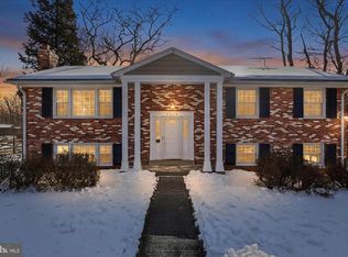 3519 Woodburn Rd, Annandale, VA 22003