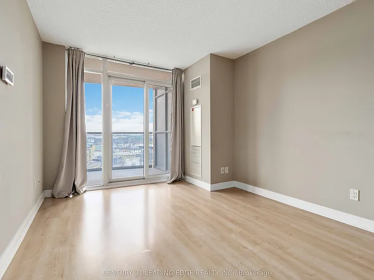 330 Burnhamthorpe Rd W #806 — Photo 20