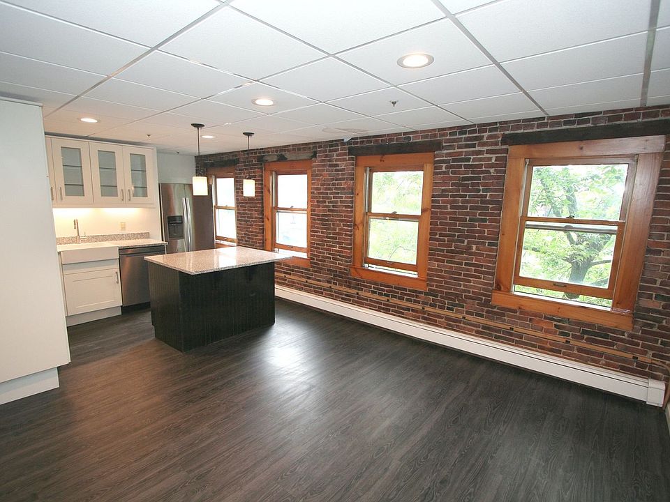 Building Photo 5