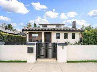 17616 Bessemer St, Encino, CA 91316