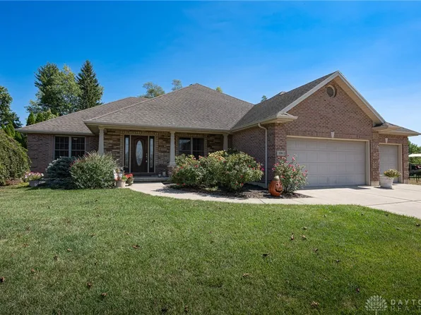 106 Eagle Ridge Dr, Franklin, OH 45005