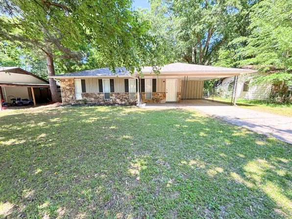 208 Raney Pl, Jacksonville, AR 72076