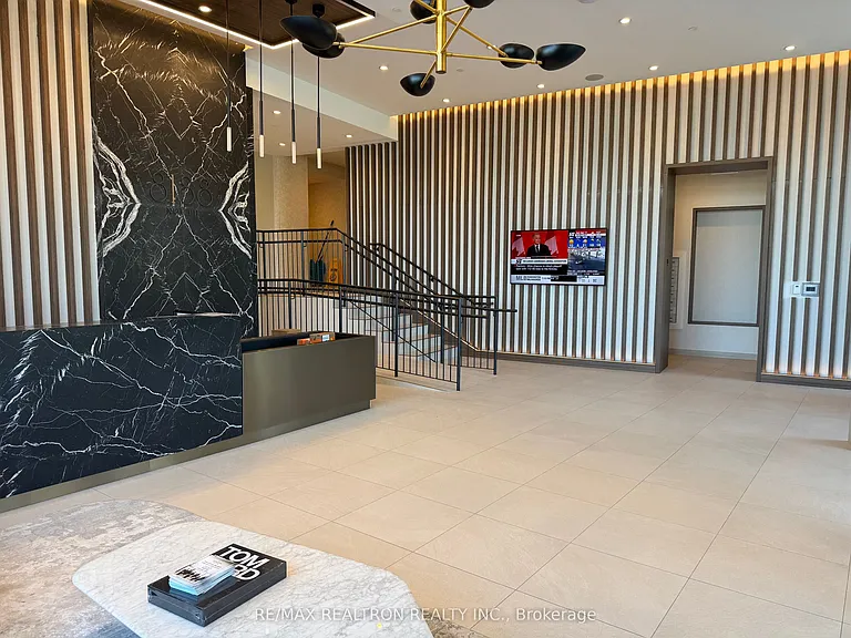 8188 Yonge St #631 — Photo 5