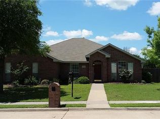 6241 Hill Dr, Midlothian, TX 76065