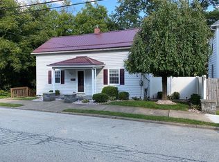 745 Sidney St, Greensburg, PA 15601