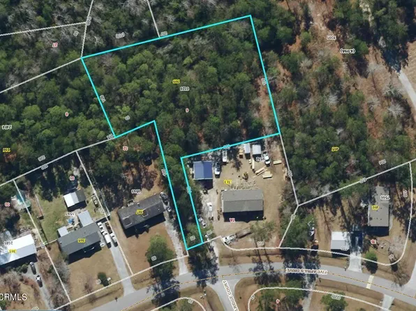 309 Five Aprils Drive, Peletier, NC 28584