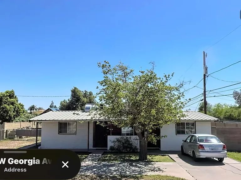 2121 W Georgia Ave — Photo 1