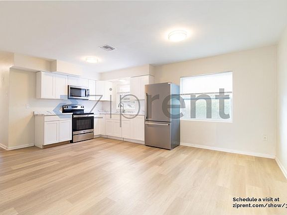 5th image of 1535 Arthur Blvd