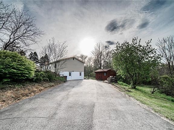 2nd image of 184 Mountain View Rd