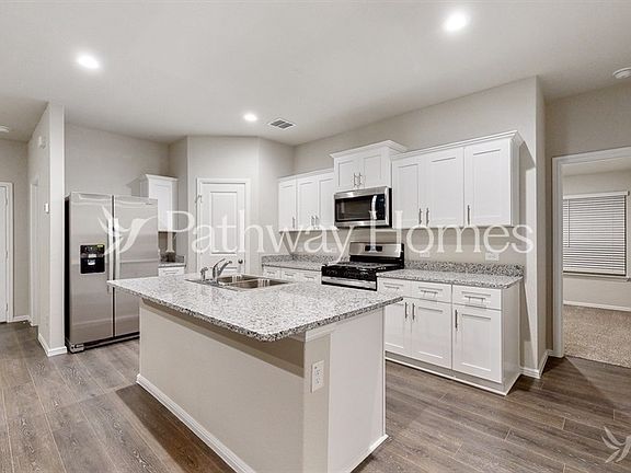 5th image of 1601 Gatesville Ct