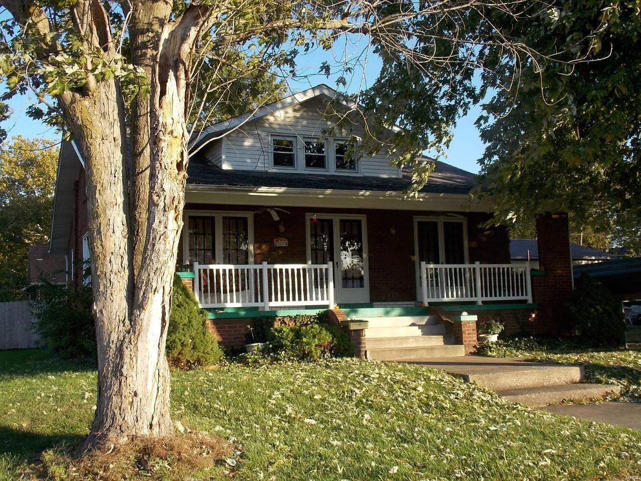 109 N Benton St photo 1