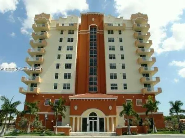215 SW 42nd Ave APT 905, Miami, FL 33134